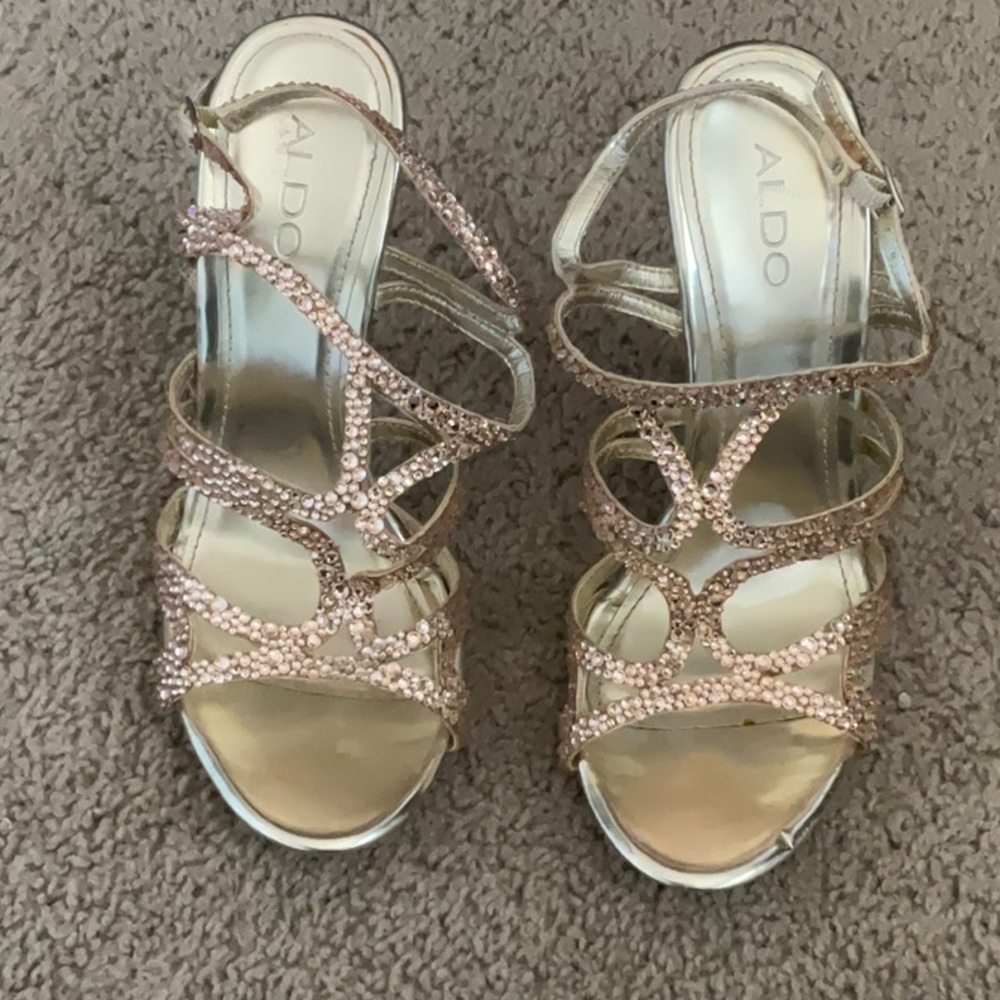 Strassed high heel sandals
